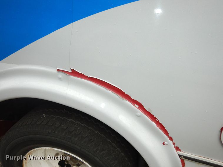 image for item IB9862 2014 Ford E450 Super Duty  shuttle bus