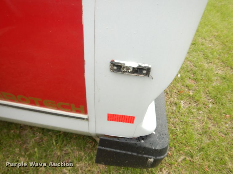 image for item IB9862 2014 Ford E450 Super Duty  shuttle bus