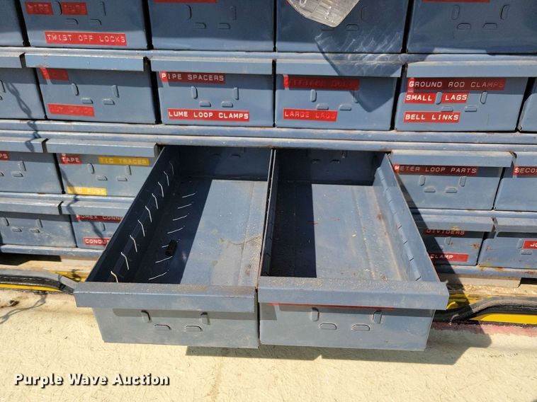 image for item IQ9914 1991  Chevrolet Kodiak  bucket truck