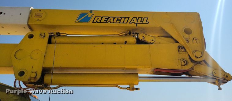 image for item IQ9914 1991  Chevrolet Kodiak  bucket truck