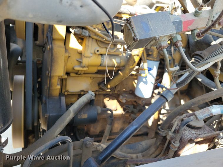 image for item IQ9914 1991  Chevrolet Kodiak  bucket truck