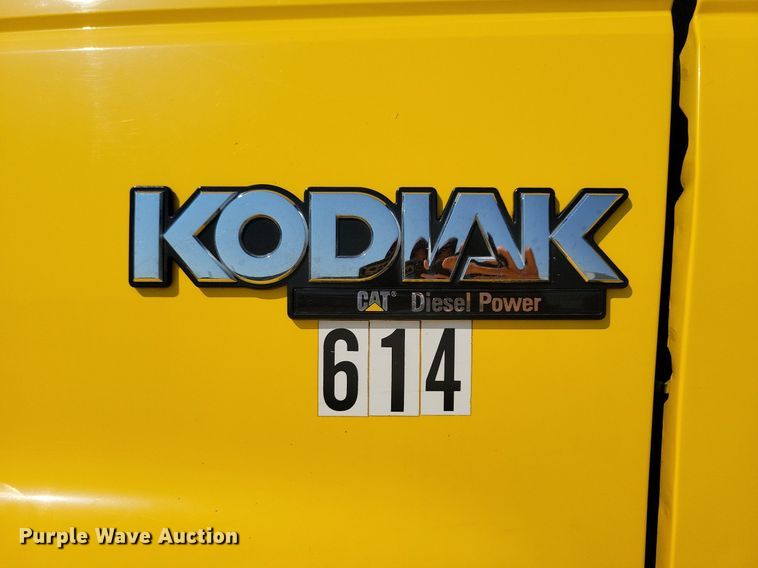 image for item IQ9914 1991  Chevrolet Kodiak  bucket truck