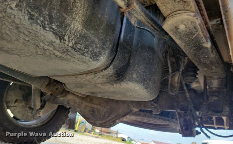 image for item IQ9915 2015 Chevrolet Silverado 1500  Double Cab pickup truck