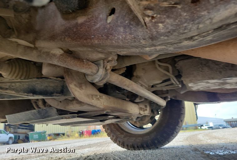 image for item IQ9915 2015 Chevrolet Silverado 1500  Double Cab pickup truck