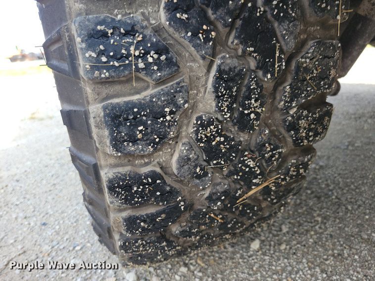 image for item IQ9915 2015 Chevrolet Silverado 1500  Double Cab pickup truck