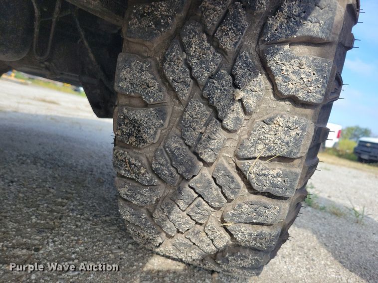 image for item IQ9915 2015 Chevrolet Silverado 1500  Double Cab pickup truck