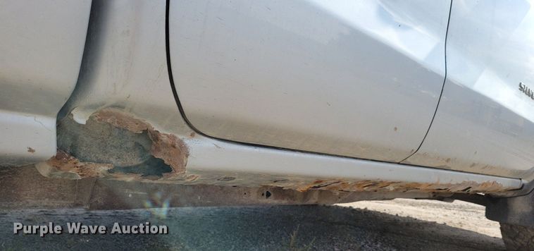 image for item IQ9916 2015 Chevrolet Silverado 1500  Double Cab pickup truck