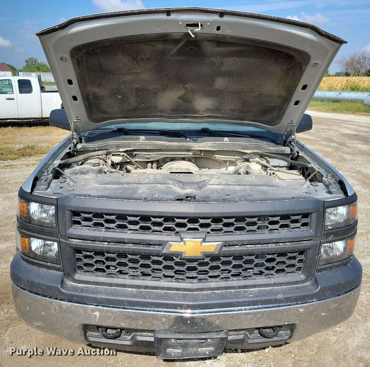 image for item IQ9916 2015 Chevrolet Silverado 1500  Double Cab pickup truck