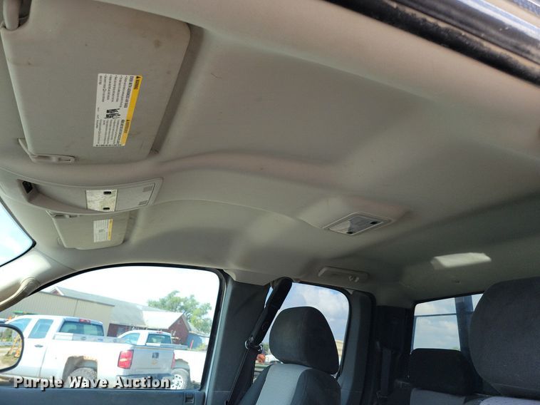 image for item IQ9917 2009 Chevrolet Silverado 1500  Ext. Cab pickup truck