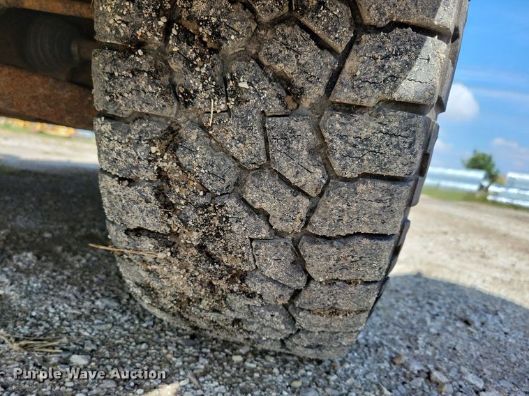 image for item IQ9917 2009 Chevrolet Silverado 1500  Ext. Cab pickup truck