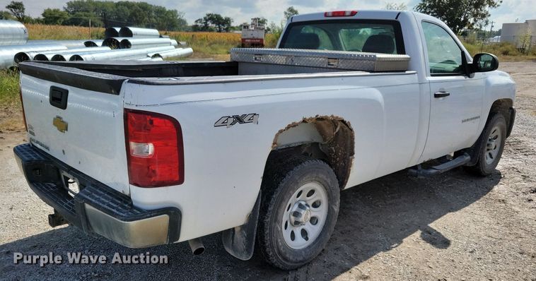 image for item IQ9918 2009  Chevrolet Silverado 1500  pickup truck