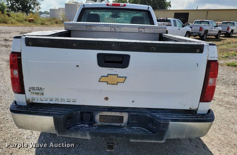 image for item IQ9918 2009  Chevrolet Silverado 1500  pickup truck