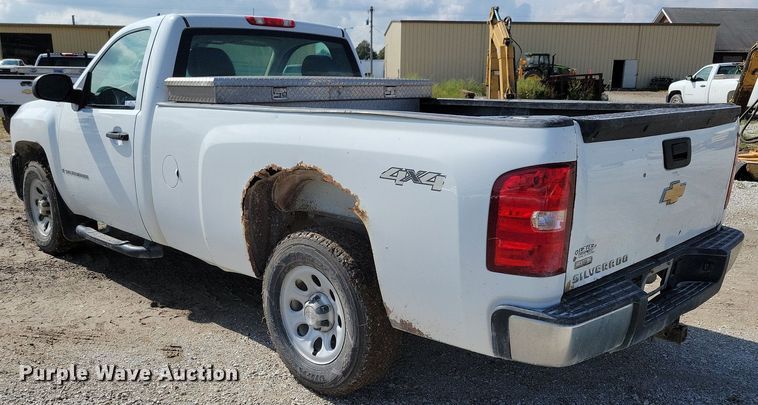 image for item IQ9918 2009  Chevrolet Silverado 1500  pickup truck