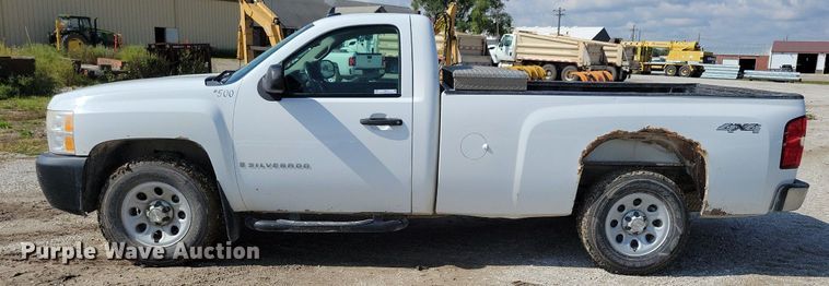 image for item IQ9918 2009  Chevrolet Silverado 1500  pickup truck