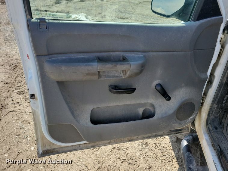 image for item IQ9918 2009  Chevrolet Silverado 1500  pickup truck