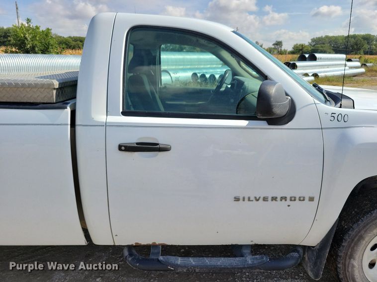 image for item IQ9918 2009  Chevrolet Silverado 1500  pickup truck