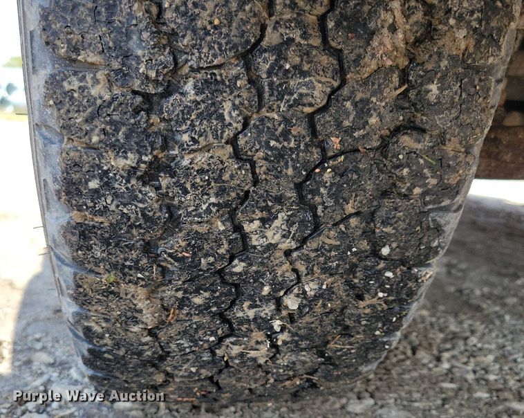 image for item IQ9918 2009  Chevrolet Silverado 1500  pickup truck