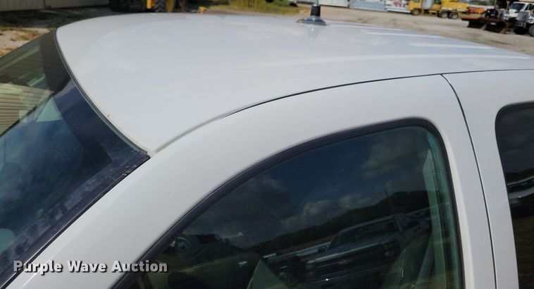 image for item IQ9919 2001 Chevrolet Silverado 1500  Ext. Cab pickup truck