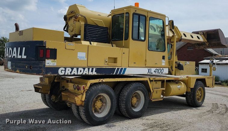 image for item IQ9920 1999 Gradall XL4100  wheeled excavator