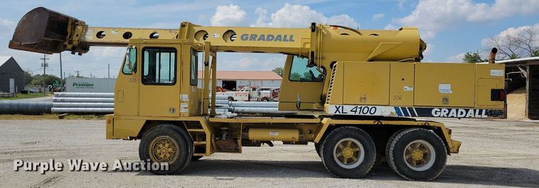 image for item IQ9920 1999 Gradall XL4100  wheeled excavator