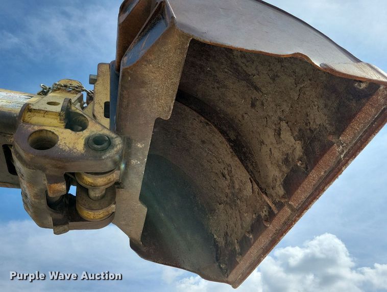 image for item IQ9920 1999 Gradall XL4100  wheeled excavator