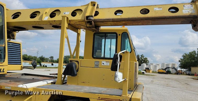 image for item IQ9920 1999 Gradall XL4100  wheeled excavator