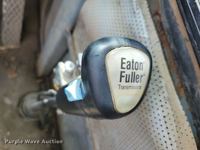 image for item IQ9920 1999 Gradall XL4100  wheeled excavator