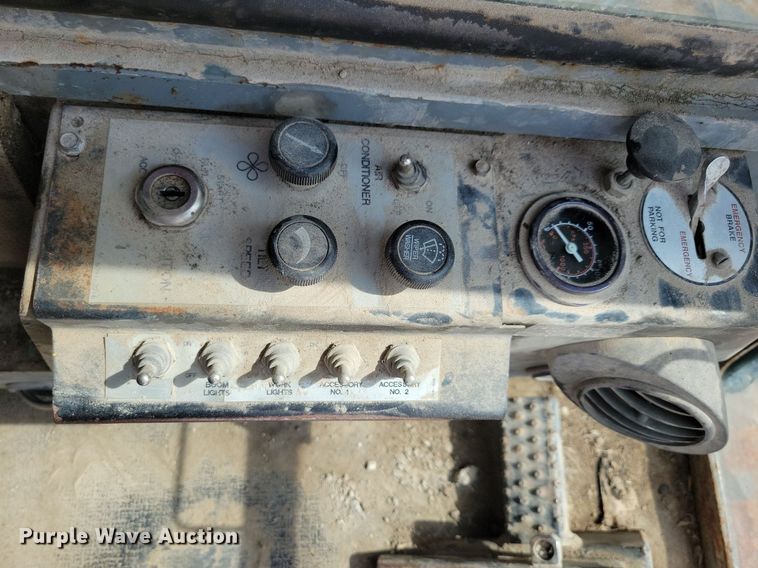 image for item IQ9920 1999 Gradall XL4100  wheeled excavator