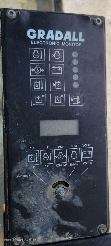 image for item IQ9920 1999 Gradall XL4100  wheeled excavator