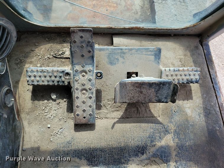 image for item IQ9920 1999 Gradall XL4100  wheeled excavator