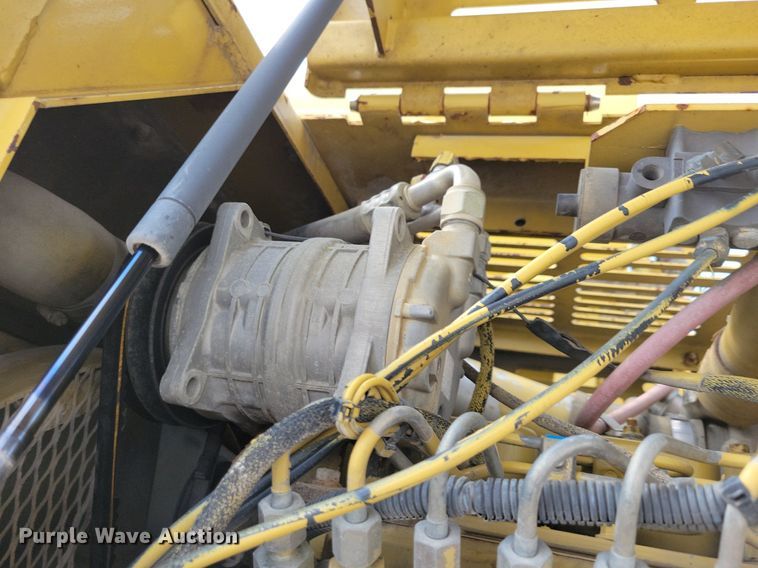 image for item IQ9920 1999 Gradall XL4100  wheeled excavator