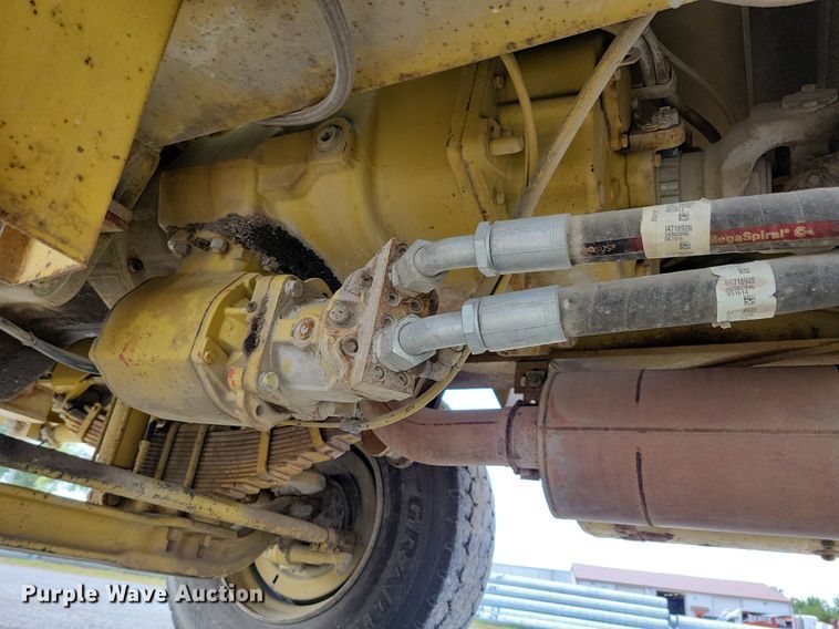 image for item IQ9920 1999 Gradall XL4100  wheeled excavator