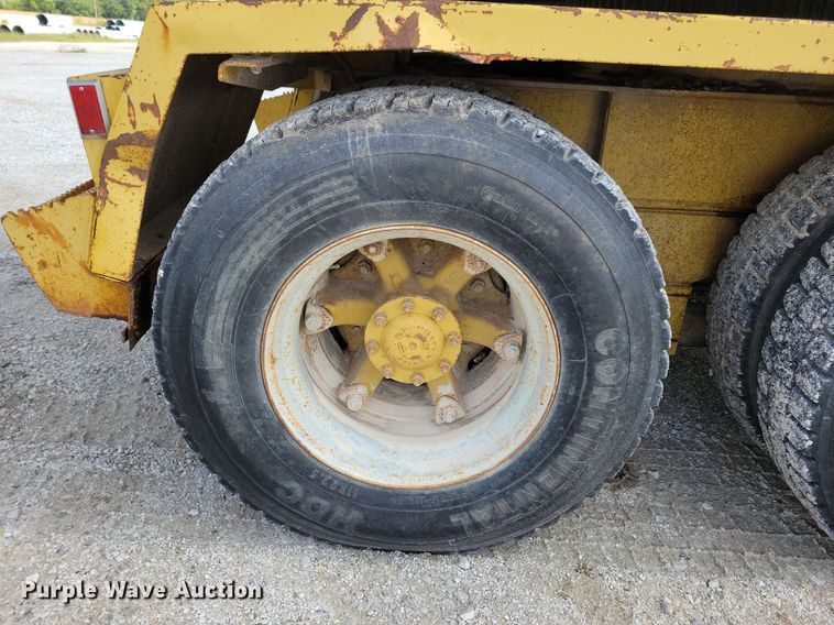 image for item IQ9920 1999 Gradall XL4100  wheeled excavator