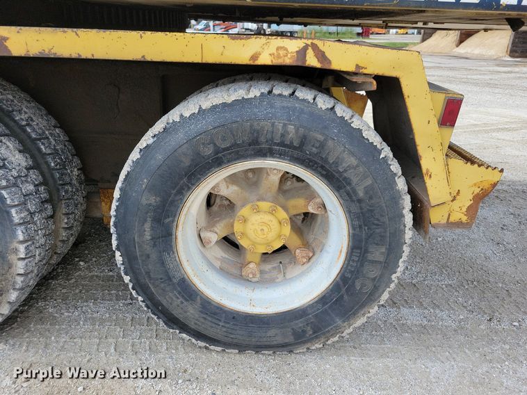 image for item IQ9920 1999 Gradall XL4100  wheeled excavator