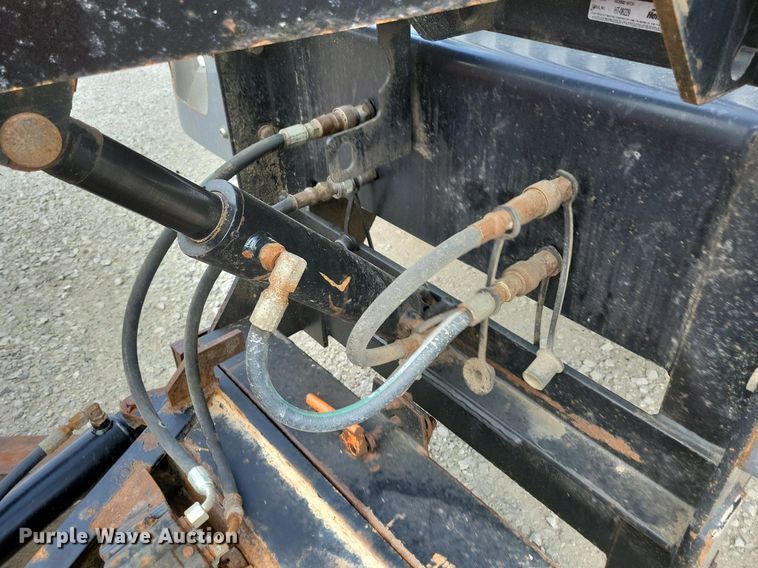 image for item IQ9921 2014 International WorkStar 7400  dump truck