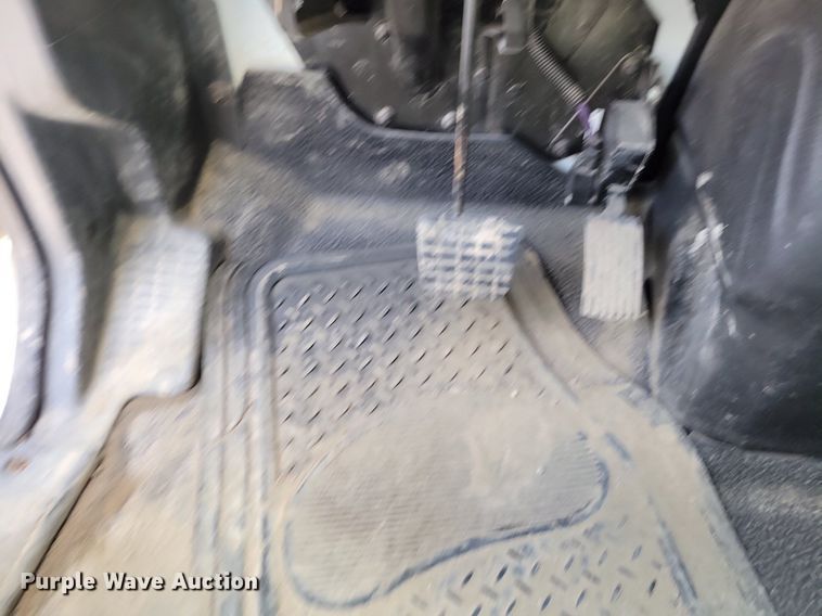 image for item IQ9921 2014 International WorkStar 7400  dump truck