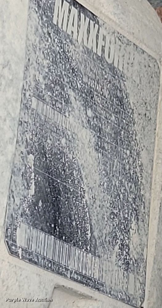 image for item IQ9921 2014 International WorkStar 7400  dump truck