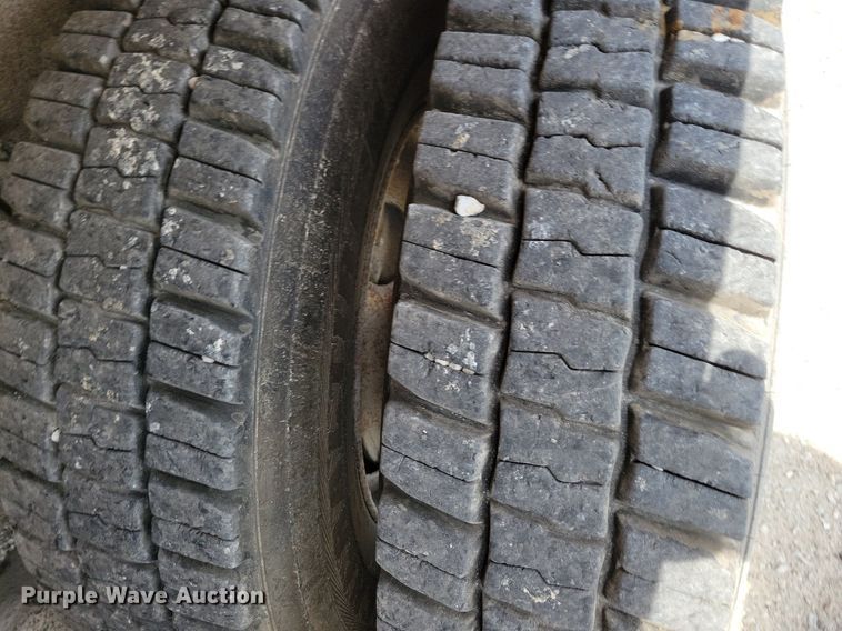 image for item IQ9921 2014 International WorkStar 7400  dump truck