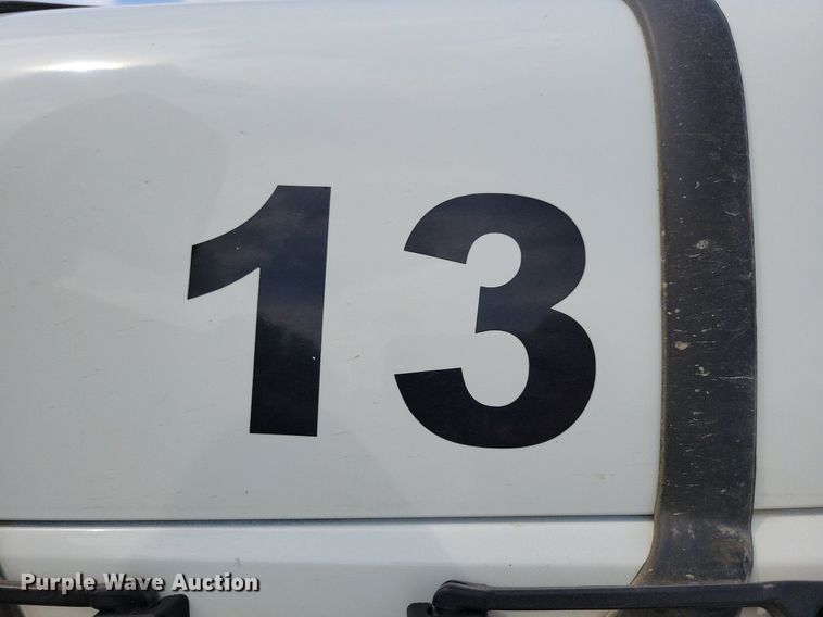 image for item IQ9921 2014 International WorkStar 7400  dump truck