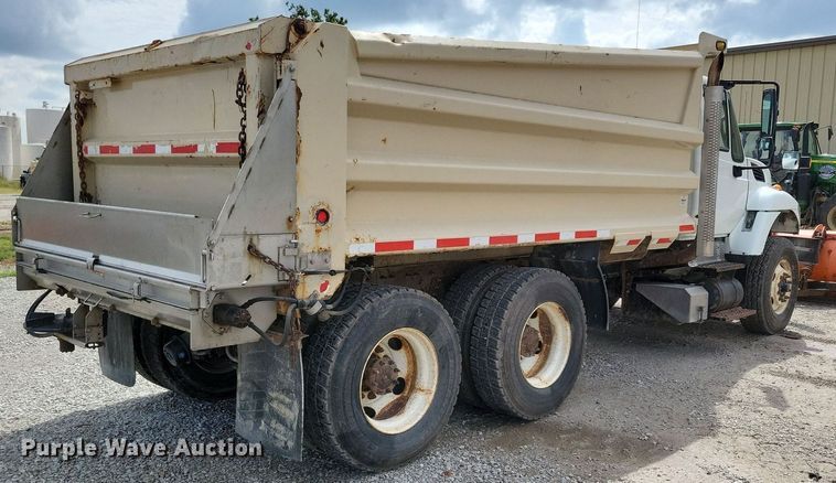 image for item IQ9922 2014 International WorkStar 7400  dump truck