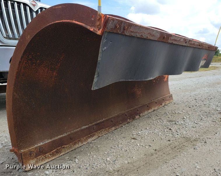 image for item IQ9922 2014 International WorkStar 7400  dump truck