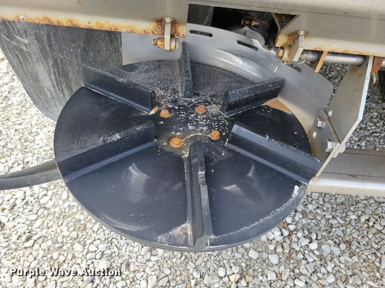 image for item IQ9922 2014 International WorkStar 7400  dump truck