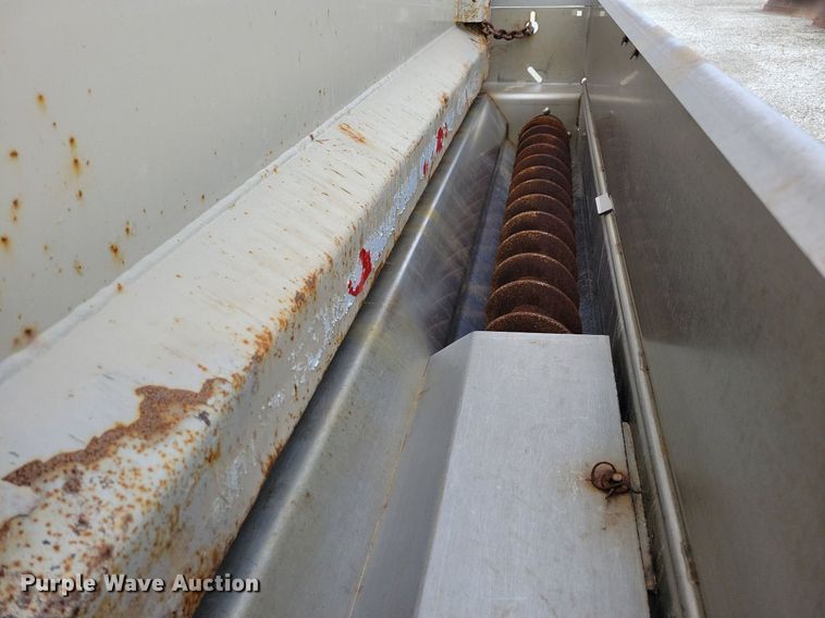 image for item IQ9922 2014 International WorkStar 7400  dump truck