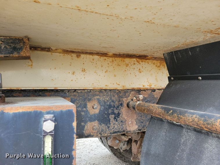 image for item IQ9922 2014 International WorkStar 7400  dump truck