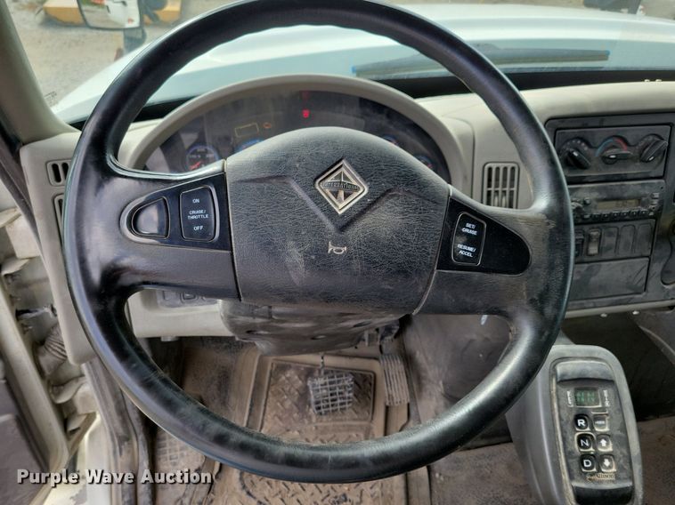 image for item IQ9922 2014 International WorkStar 7400  dump truck