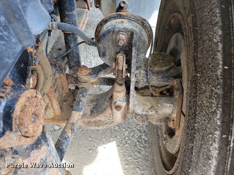 image for item IQ9922 2014 International WorkStar 7400  dump truck