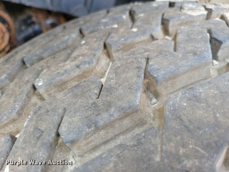 image for item IQ9922 2014 International WorkStar 7400  dump truck