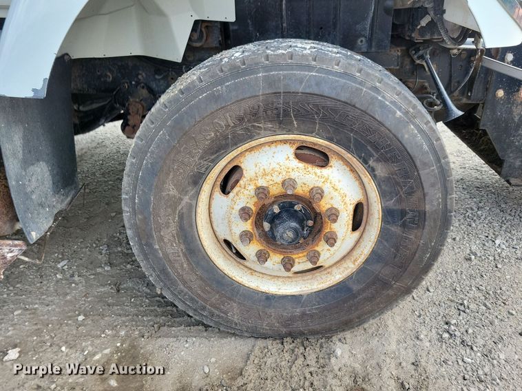 image for item IQ9922 2014 International WorkStar 7400  dump truck