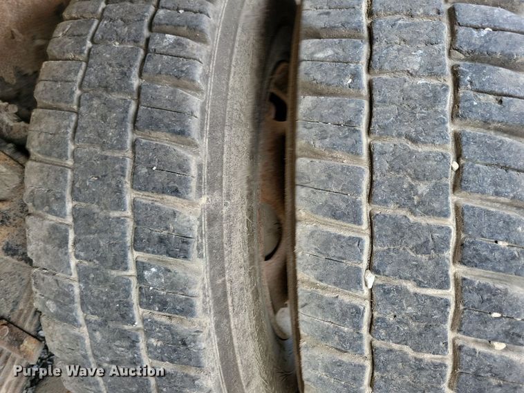 image for item IQ9922 2014 International WorkStar 7400  dump truck