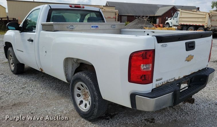 image for item IQ9923 2007 Chevrolet Silverado 1500  pickup truck